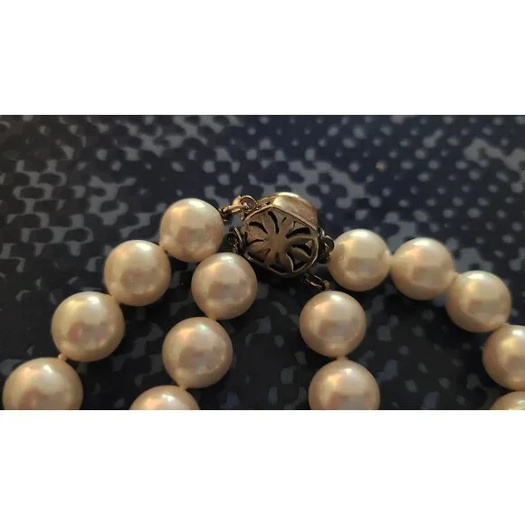 Vintage Majorica Double Strand Faux Pearl Choker 16 Large Iridescent Pearls